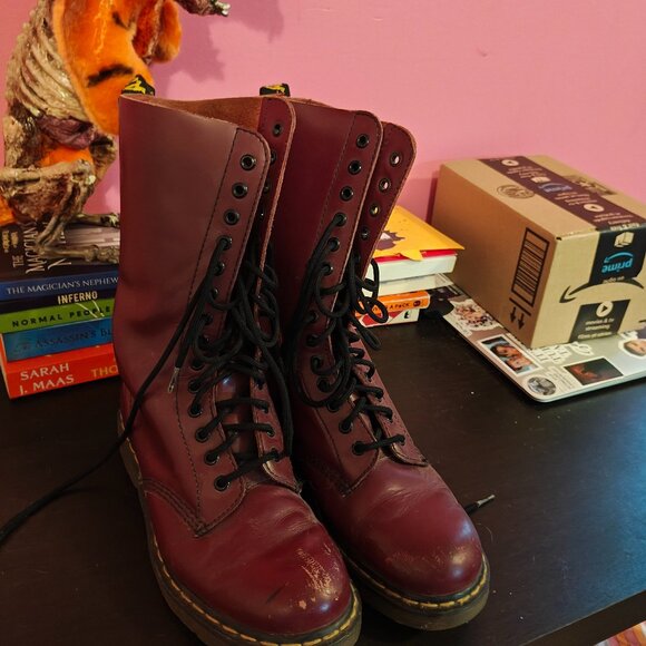 Oxblood midcalf docs - Picture 1 of 2